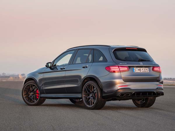 ಬಿ‍ಎಸ್ 4 ಕಾರುಗಳನ್ನು ಸ್ಥಗಿತಗೊಳಿಸಲಿದೆ ಮರ್ಸಿಡಿಸ್ ಬೆಂಝ್