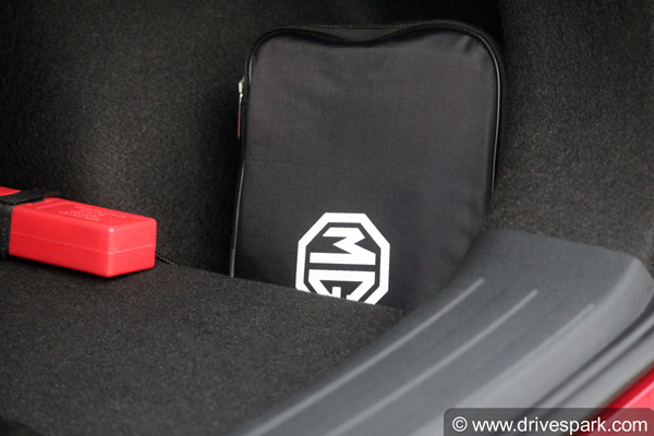 ಎಂಜಿ ಝಡ್‍ಎಸ್ ಇವಿ ಫಸ್ಟ್ ಡ್ರೈವ್ ರಿವ್ಯೂ: ಭಾರತದ ಮೊದಲ ಎಲೆಕ್ಟ್ರಿಕ್ ಇಂಟರ್‍‍ನೆಟ್ ಎಸ್‍‍ಯುವಿ