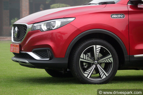 ಎಂಜಿ ಜೆಡ್ಎಸ್ ಎಲೆಕ್ಟ್ರಿಕ್ ಕಾರಿನಲ್ಲಿ ಯಾವ ವೆರಿಯೆಂಟ್‌ ಖರೀದಿಗೆ ಬೆಸ್ಟ್?