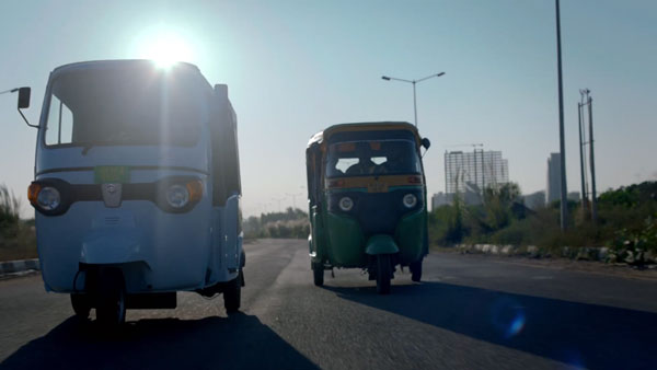 ಎಲೆಕ್ಟ್ರಿಕ್ ಆಟೋ ಬಿಡುಗಡೆಗೊಳಿಸಿದ ಪಿಯಾಜಿಯೊ