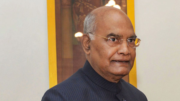 ರಾಷ್ಟ್ರಪತಿಯವರು ಆಗಮಿಸುವ ರಸ್ತೆಯಲ್ಲಿ ಪೊಲೀಸರ ಫಜೀತಿ..!