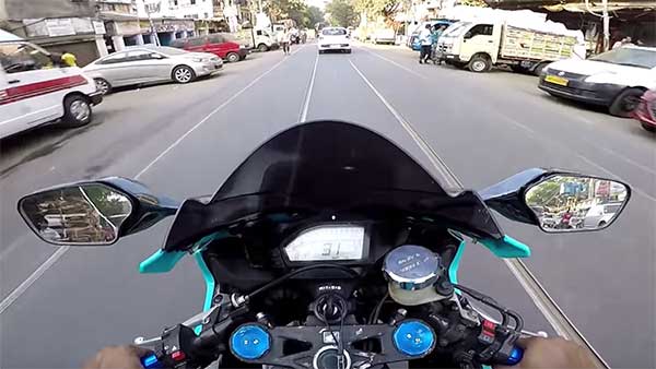 ತಪ್ಪಿಸಿಕೊಂಡ ಬೈಕ್ ಸವಾರನನ್ನು ಕೊನೆಗೂ ಹಿಡಿದ ಟ್ರಾಫಿಕ್ ಪೊಲೀಸ್..!