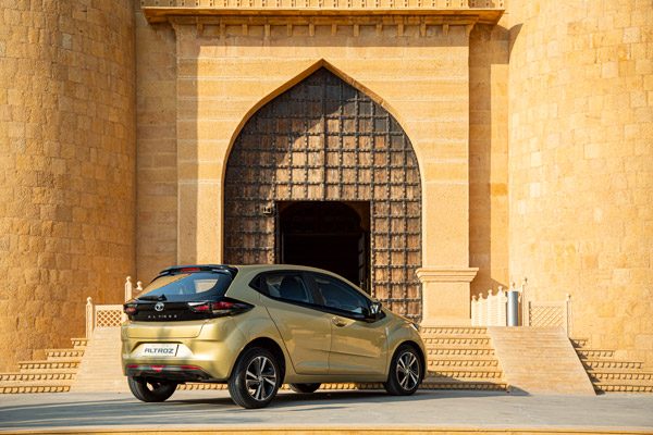 2020ರ ಆಟೋ ಎಕ್ಸ್‌ಪೋ ನಂತರವೇ ಗ್ರಾಹಕರ ಕೈಸೇರಲಿದೆ ಟಾಟಾ ಆಲ್‌ಟ್ರೊಜ್