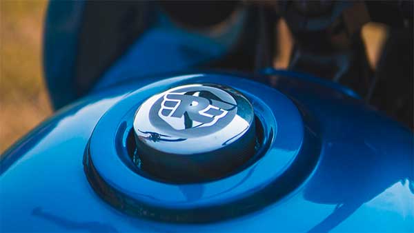 ವಿಶೇಷವಾಗಿ ಮಾಡಿಫೈಗೊಂಡ ರಾಯಲ್ ಎನ್‍‍ಫೀಲ್ಡ್ ಇಂಟರ್‍‍ಸೆಪ್ಟರ್