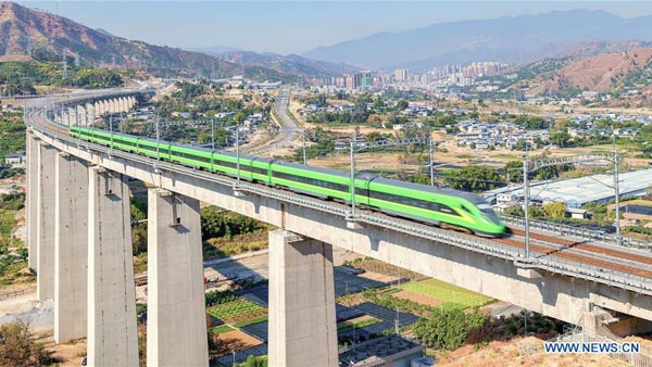 ಪ್ರಪಂಚದ ಅತಿ ವೇಗದ ಡ್ರೈವರ್‍‍ಲೆಸ್ ಬುಲೆಟ್ ರೈಲಿಗೆ ಚಾಲನೆ ನೀಡಿದ ಚೀನಾ