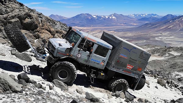 ಹೊಸ ವಿಶ್ವ ದಾಖಲೆ ಬರೆದ ಮರ್ಸಿಡಿಸ್ ಬೆಂಝ್ ಟ್ರಕ್