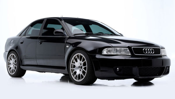 ರೂ.16 ಕೋಟಿಗಳಿಗೆ ಹರಾಜಾಯ್ತು ಈ ನಟನ ಕಾರು, ಬೈಕ್