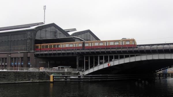 ಮೆಟ್ರೋ ಬದಲಿಗೆ ಬರಲಿದೆ ಲೈಟ್ ರೈಲ್ ಟ್ರಾನ್ಸಿಟ್