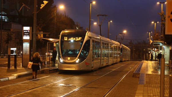 ಮೆಟ್ರೋ ಬದಲಿಗೆ ಬರಲಿದೆ ಲೈಟ್ ರೈಲ್ ಟ್ರಾನ್ಸಿಟ್