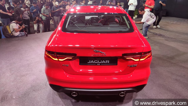 ಚಂದನ್ ಶೆಟ್ಟಿ - ನಿವೇದಿತಾ ಗಿಫ್ಟ್ ಪಡೆದ ಜಾಗ್ವಾರ್ ಕಾರಿನ ವಿಶೇಷತೆಗಳೇನು ಗೊತ್ತಾ?