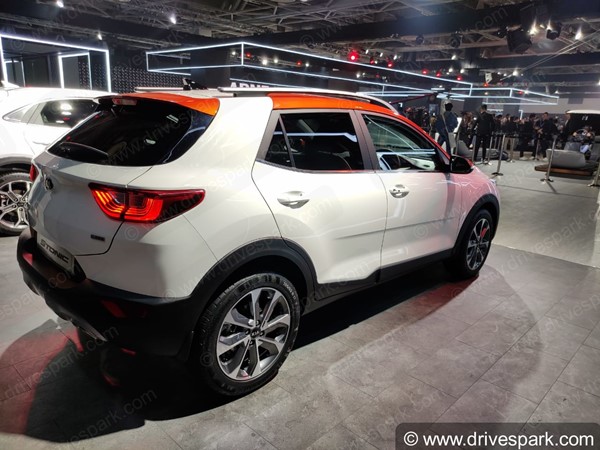 2020ರ ದೆಹಲಿ ಆಟೋ ಎಕ್ಸ್‌ಪೋದಲ್ಲಿ ಅನಾವರಣಗೊಂಡ ಕಿಯಾ ಮೋಟಾರ್ಸ್ ಹೊಸ ಕಾರುಗಳಿವು.. 