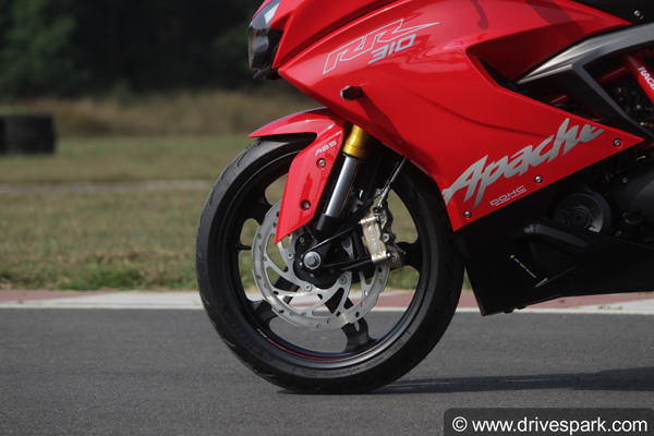 ಫಸ್ಟ್ ರೈಡ್ ರಿವ್ಯೂ: ಹೊಸ ಫೀಚರ್‍‍ಗಳೊಂದಿಗೆ ರಸ್ತೆಗಿಳಿದ ಬಿ‍ಎಸ್ 6 ಅಪಾಚೆ ಆರ್‍ಆರ್ 310