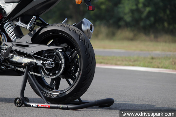 ಫಸ್ಟ್ ರೈಡ್ ರಿವ್ಯೂ: ಹೊಸ ಫೀಚರ್‍‍ಗಳೊಂದಿಗೆ ರಸ್ತೆಗಿಳಿದ ಬಿ‍ಎಸ್ 6 ಅಪಾಚೆ ಆರ್‍ಆರ್ 310