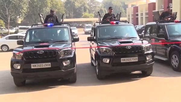 ಗುರುಗ್ರಾಮ ಪೊಲೀಸರ ಗಸ್ತು ನಿರ್ವಹಣೆಗೆ ಮಿಷನ್ ಗನ್ ಹೊಂದಿರುವ ಮಾಡಿಫೈ ಸ್ಕಾರ್ಪಿಯೊ