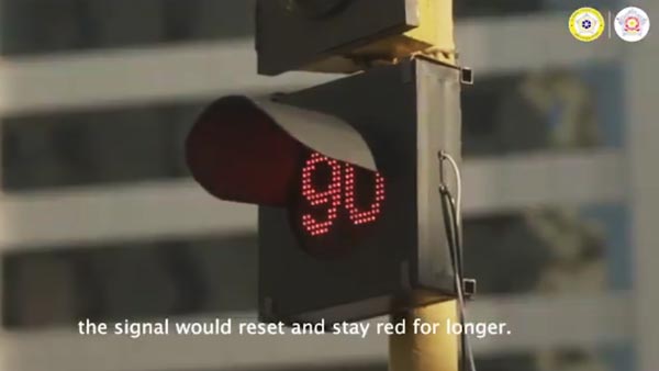 ವಿನಾಕಾರಣ ಹಾರ್ನ್ ಮಾಡಿದರೆ ಹೆಚ್ಚು ಹೊತ್ತು ಉರಿಯಲಿದೆ ಕೆಂಪು ದೀಪ..!