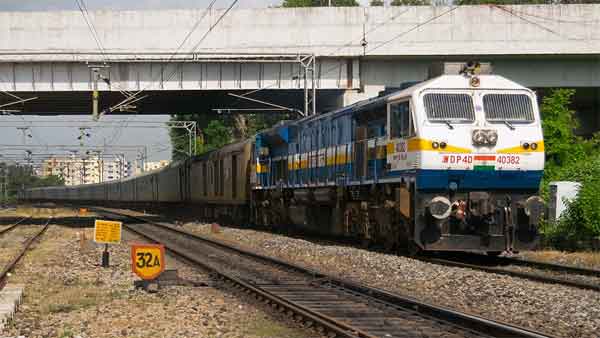 ಇದು ನಂಬಲೇಬೇಕಾದ ಸತ್ಯ - ಕುದುರೆಗೆ ಶರಣಾಗಿದ್ದ ಸ್ಟೀಮ್ ಎಂಜಿನ್ ರೈಲು
