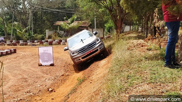 ಆಫ್ ರೋಡ್ ಡ್ರೈವ್: ಹೊಸ ಎಂಜಿನ್‍‍ನೊಂದಿಗೆ ಘರ್ಜಿಸಿದ ಬಿ‍ಎಸ್ 6 ಫೋರ್ಡ್ ಎಂಡೀವರ್