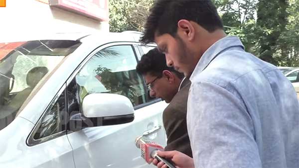 ಖರೀದಿ ಮಾಡಿದ ಒಂದೇ ವಾರದಲ್ಲಿ 3 ಬಾರಿ ರಿಪೇರಿ- ಕಿಯಾ ವಿರುದ್ದ ಸಿಡಿದೆದ್ದ ಕಾರ್ನಿವಾಲ್ ಮಾಲೀಕ..!