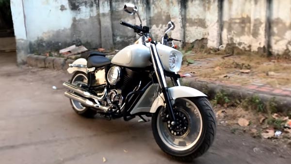 ಹಾರ್ಲೆ ಡೇವಿಡ್ಸನ್ ಫ್ಯಾಟ್ ಬಾಯ್ ಬೈಕಿನಂತೆ ಮಾಡಿಫೈಗೊಂಡ ಬುಲೆಟ್