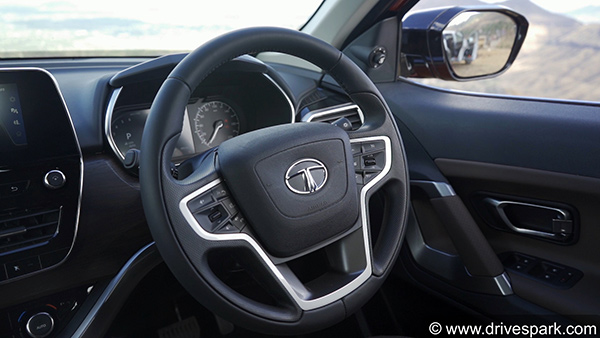 ಖರೀದಿಗೆ ಲಭ್ಯವಾದ ಬಿಎಸ್-6 ಟಾಟಾ ಹ್ಯಾರಿಯರ್ ಡೀಸೆಲ್ ಆಟೋಮ್ಯಾಟಿಕ್ ವರ್ಷನ್ ಖರೀದಿಗೆ ಲಭ್ಯವಾದ ಬಿಎಸ್-6 ಟಾಟಾ ಹ್ಯಾರಿಯರ್ ಡೀಸೆಲ್ ಆಟೋಮ್ಯಾಟಿಕ್ ವರ್ಷನ್