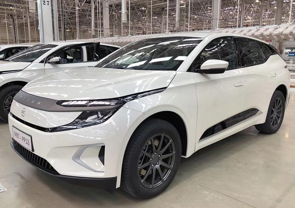 ಕರೋನಾ ಭೀತಿಯ ನಡುವೆಯೂ ಕಾರು ಉತ್ಪಾದನೆ ಆರಂಭಿಸಿದ ಚೀನಾ ಕಂಪನಿ