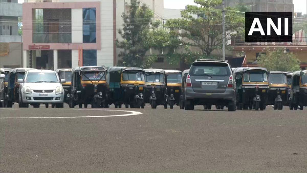 ಪೊಲೀಸರ ವಶದಲ್ಲಿವೆ ಲಾಕ್‌ಡೌನ್ ನಿಯಮ ಉಲ್ಲಂಘಿಸಿದ 4,200 ವಾಹನಗಳು