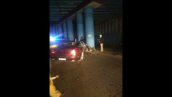 ಲಾಕ್ ಡೌನ್ ವೇಳೆ ಜಾಲಿ ಡ್ರೈವ್ ಮಾಡಿ ಅವಾಂತರ ಸೃಷ್ಠಿಸಿದ ನಟಿ ಶರ್ಮಿಳಾ ಮಾಂಡ್ರೆ