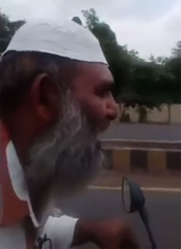 ಜಾಲಿ ರೈಡ್ ಮಾಡುತ್ತಿದ್ದವನಿಗೆ ಶಾಕ್ ನೀಡಿದ್ರು ಟ್ರಾಫಿಕ್ ಪೊಲೀಸರು.. ಜಾಲಿ ರೈಡ್ ಮಾಡುತ್ತಿದ್ದವನಿಗೆ ಶಾಕ್ ನೀಡಿದ್ರು ಟ್ರಾಫಿಕ್ ಪೊಲೀಸರು..