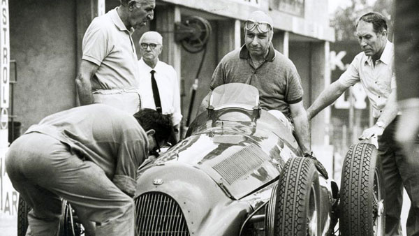 ಫಾರ್ಮುಲಾ 1 ದಂತಕಥೆ ಫ್ಯಾಂಜಿಯೊ ಬಗ್ಗೆ ನಿಮಗೆಷ್ಟು ಗೊತ್ತು?