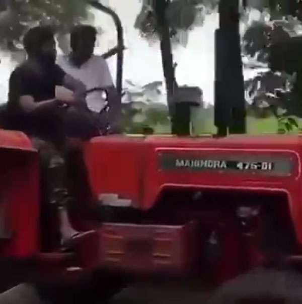 ಎರಡು ಚಕ್ರಗಳಲ್ಲಿ ಚಲಿಸಿದ ಟ್ರಾಕ್ಟರ್, ಆನಂದ್ ಮಹೀಂದ್ರಾ ಹೇಳಿದ್ದೇನು? 