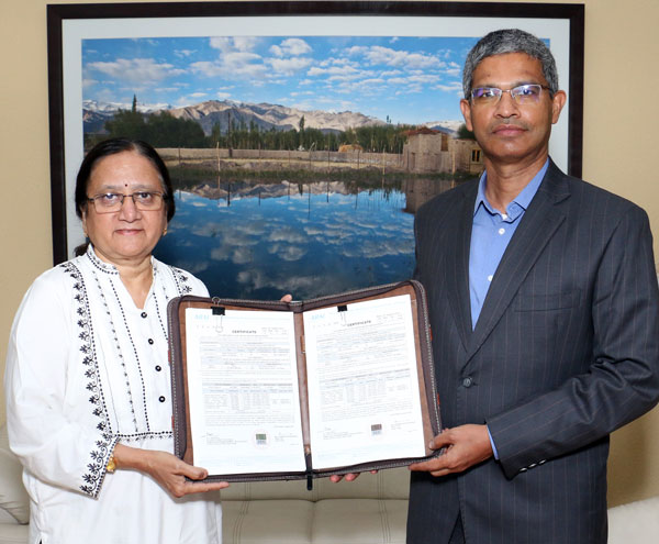 ಹೊಸ ಸುರಕ್ಷಾ ಕ್ರಮಗಳೊಂದಿಗೆ ವಾಹನ ಉತ್ಪಾದನೆಗೆ ಚಾಲನೆ ನೀಡಿದ ಅಶೋಕ್ ಲೇಲ್ಯಾಂಡ್