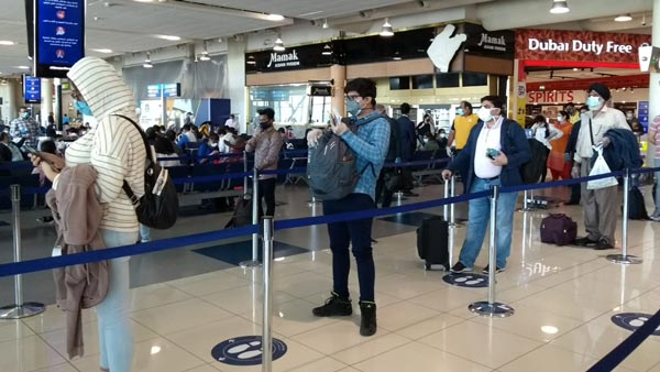 ಪ್ರಯಾಣಿಕರ ಗಮನಕ್ಕೆ: ವಿಮಾನಯಾನಕ್ಕಾಗಿ ಬರಲಿವೆ ಹತ್ತು ಹಲವು ನಿಯಮಗಳು ಪ್ರಯಾಣಿಕರ ಗಮನಕ್ಕೆ: ವಿಮಾನಯಾನಕ್ಕಾಗಿ ಬರಲಿವೆ ಹತ್ತು ಹಲವು ನಿಯಮಗಳು