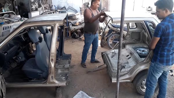 ಮೂರು ಚಕ್ರದ ಆಟೋ ರೀತಿಯಲ್ಲಿ ಮಾಡಿಫೈಗೊಂಡ ಮಾರುತಿ 800 ಕಾರು