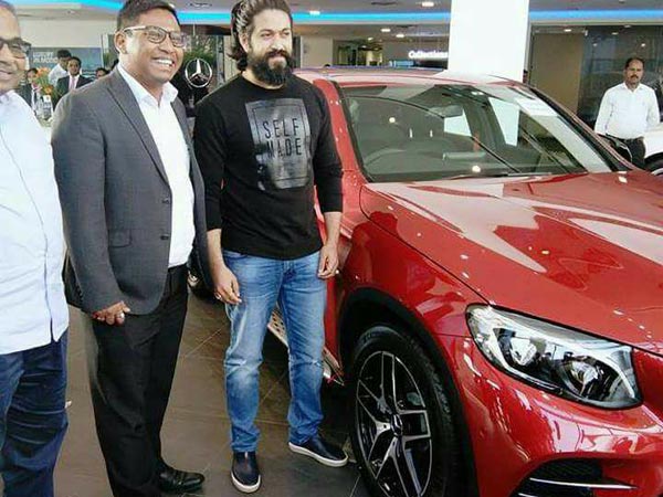 ರಾಕಿಂಗ್ ಸ್ಟಾರ್ ಯಶ್ ಬಳಿ ಯಾವೆಲ್ಲಾ ಐಷಾರಾಮಿ ಕಾರುಗಳಿವೆ ಗೊತ್ತಾ?