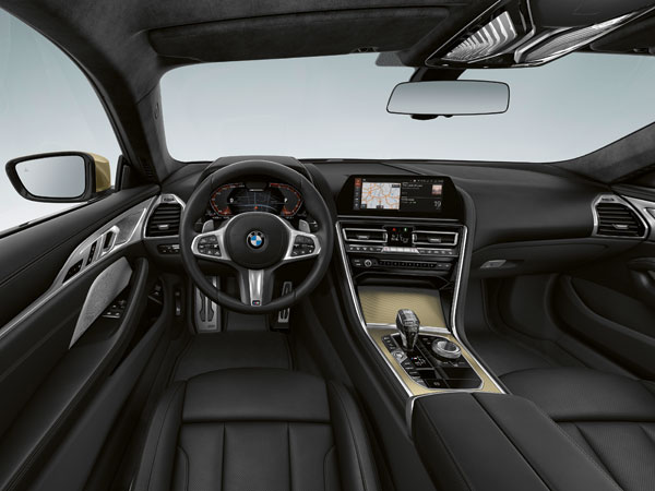 ಅನಾವರಣವಾಯ್ತು ಬಿಎಂಡಬ್ಲ್ಯು 8 ಸೀರಿಸ್ ಗೋಲ್ಡನ್ ಥಂಡರ್ ಕಾರು