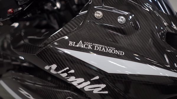 ಬಹಿರಂಗವಾಯ್ತು ಹೊಸ ಕವಾಸಕಿ ನಿಂಜಾ ಝಡ್‍ಎಕ್ಸ್ 25ಆರ್ ಬೈಕಿನ ಮಾಹಿತಿ 