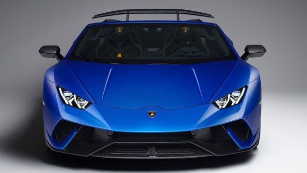 ಖರೀದಿಸಿದ ಕೆಲ ನಿಮಿಷಗಳಲ್ಲೇ ಅಪಘಾತಕ್ಕೀಡಾದ ಕೋಟಿ ಬೆಲೆಯ ಐಷಾರಾಮಿ ಕಾರು