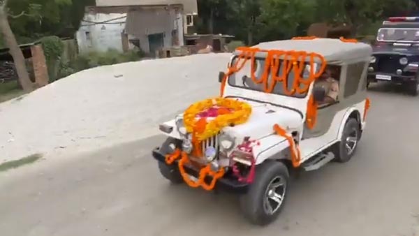 ವರ್ಗಾವಣೆ ಸಂಭ್ರಮಿಸಲು ಮುಂದಾಗಿ ಅಮಾನತುಗೊಂಡ ಪೊಲೀಸ್ ಅಧಿಕಾರಿ