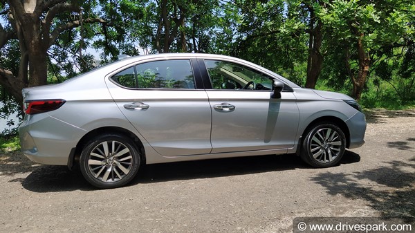 ಸಿಟಿ ಸೆಡಾನ್ ಹಳೆಯ ಮಾದರಿಯ ಮಾರಾಟ ಮುಂದುವರಿಸಿದ ಹೋಂಡಾ