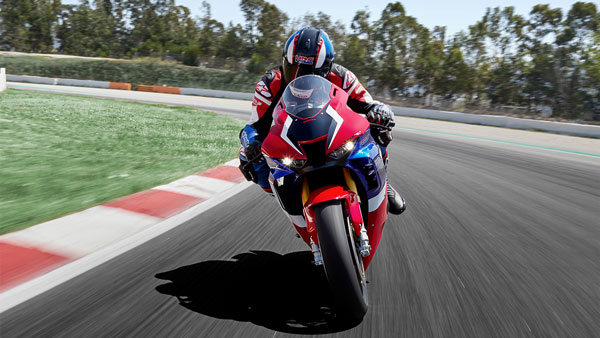 ಹೋಂಡಾ ಸಿಬಿಆರ್1000ಆರ್‌ಆರ್-ಆರ್ ಫೈರ್‌ಬ್ಲೇಡ್ ಬೈಕ್ ಬುಕ್ಕಿಂಗ್ ಆರಂಭ