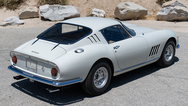 23 ಕೋಟಿ ರೂಪಾಯಿಗಳಿಗೆ ಹರಾಜಾಯ್ತು 54 ವರ್ಷ ಹಳೆಯ ಕಾರು