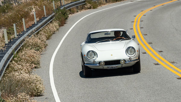 23 ಕೋಟಿ ರೂಪಾಯಿಗಳಿಗೆ ಹರಾಜಾಯ್ತು 54 ವರ್ಷ ಹಳೆಯ ಕಾರು