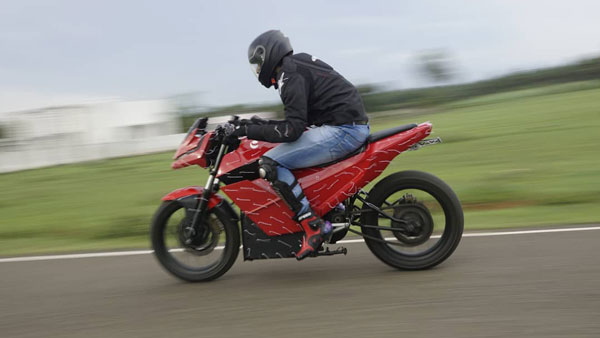 ಬಿಡುಗಡೆಯಾಗಲಿದೆ ಮ್ಯಾನುವಲ್ ಗೇರ್‌ಬಾಕ್ಸ್ ಪ್ರೇರಿತ ಇವಿ ಬೈಕ್