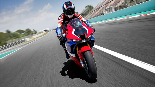 ಸಿಬಿಆರ್1000ಆರ್‌ಆರ್-ಆರ್ ಫೈರ್‌ಬ್ಲೇಡ್ ಟ್ವಿನ್ ಬೈಕ್ ಬೆಲೆ ಬಹಿರಂಗ