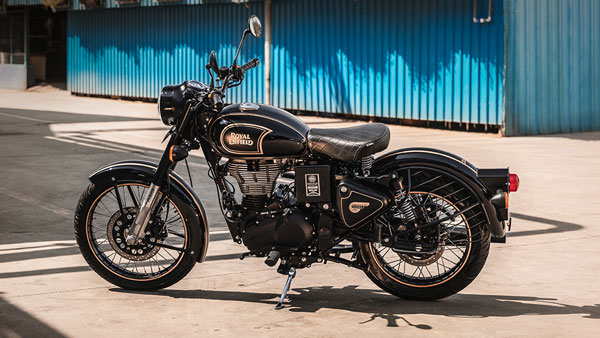 ರಾಯಲ್ ಎನ್‍‍ಫೀಲ್ಡ್ ಕ್ಲಾಸಿಕ್ 500 ಟ್ರಿಬ್ಯೂಟ್ ಬ್ಲ್ಯಾಕ್ ಎಡಿಷನ್ ಬಿಡುಗಡೆ