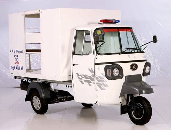 ಮೂರು ಚಕ್ರದ ಆಂಬ್ಯುಲೆನ್ಸ್ ಬಿಡುಗಡೆಗೊಳಿಸಿದ ಅತುಲ್ ಆಟೋ ಮೂರು ಚಕ್ರದ ಆಂಬ್ಯುಲೆನ್ಸ್ ಬಿಡುಗಡೆಗೊಳಿಸಿದ ಅತುಲ್ ಆಟೋ