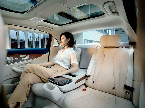 ಅನಾವರಣವಾಯ್ತು ಹೊಸ ಮರ್ಸಿಡಿಸ್ ಬೆಂಝ್ ಇ-ಕ್ಲಾಸ್ ಎಲ್‌ಬಿಡಬ್ಲ್ಯು ಫೇಸ್‌ಲಿಫ್ಟ್