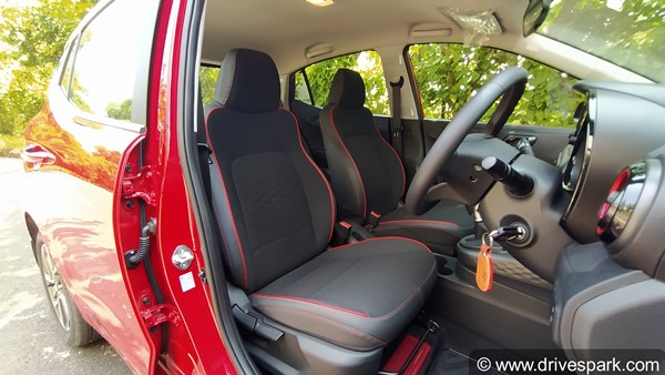 ಫಸ್ಟ್ ಡ್ರೈವ್ ರಿವ್ಯೂ: ಕಡಿಮೆ ತೂಕ ಹೊಂದಿದ್ದರೂ ಮೋಡಿ ಮಾಡುವ ಹ್ಯುಂಡೈ ಗ್ರ್ಯಾಂಡ್ ಐ 10 ನಿಯೋಸ್