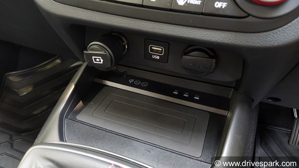 ಫಸ್ಟ್ ಡ್ರೈವ್ ರಿವ್ಯೂ: ಕಡಿಮೆ ತೂಕ ಹೊಂದಿದ್ದರೂ ಮೋಡಿ ಮಾಡುವ ಹ್ಯುಂಡೈ ಗ್ರ್ಯಾಂಡ್ ಐ 10 ನಿಯೋಸ್