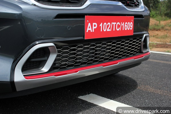 ಫಸ್ಟ್ ಡ್ರೈವ್ ರಿವ್ಯೂ: ಕಂಪ್ಯಾಕ್ಟ್ ಎಸ್‌ಯುವಿ ಮಾರಾಟದಲ್ಲಿ ಹೊಸ ಸಂಚಲನ ಸೃಷ್ಠಿಸುತ್ತಾ ಕಿಯಾ ಸೊನೆಟ್?